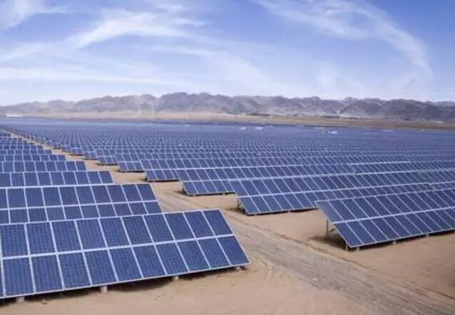 江蘇向陽光伏發電施工現場安全作業指導(圖1) 光伏發電施工現場安全作業指導